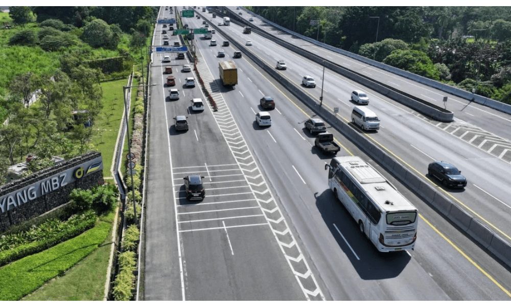 H‑3 Lebaran 2026: Volume Kendaraan di Tol Layang MBZ Melonjak 202% – Apa Penyebabnya?