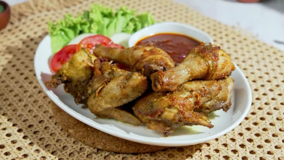 Rahasia Menu Makan Malam Simpel: Ayam Goreng Ungkep Kering & Keciwis Tumis yang Lezat
