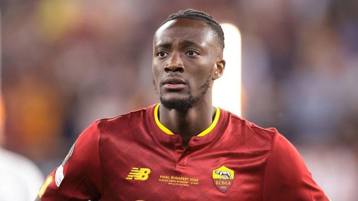 Tammy Abraham: Dari Chelsea ke Aston Villa, Harapan Baru dan Tantangan di Tengah Persaingan Penyerang