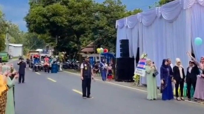 Video Viral Pecah Rekam: Dari Tari Bollywood Hingga Brawl di Pernikahan, Apa Sebenarnya Cerita di Baliknya?