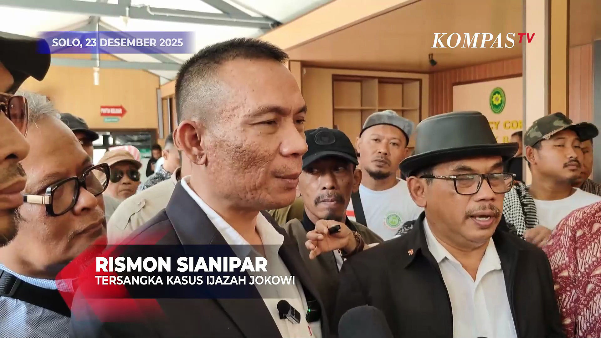 Jusuf Kalla Laporkan Rismon Sianipar ke Bareskrim, Jokowi Tegaskan Serahkan ke Hukum