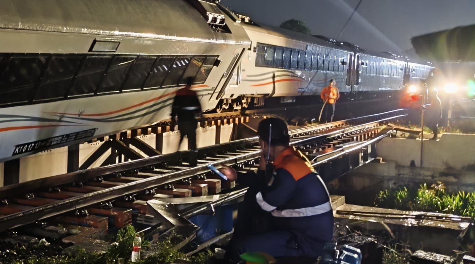 KAI Ungkap Kronologi Tabrakan Kereta di Bekasi