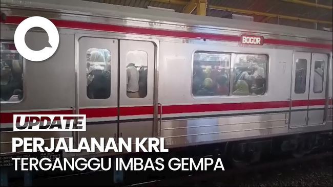 KRL Rute Bekasi Terganggu Akibat Kecelakaan