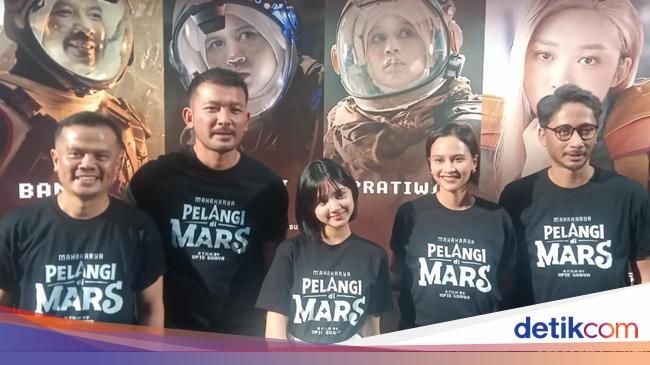 Menteri Ekraf Puji 'Pelangi di Mars' sebagai Terobosan Visual Film Indonesia yang Setara Hollywood
