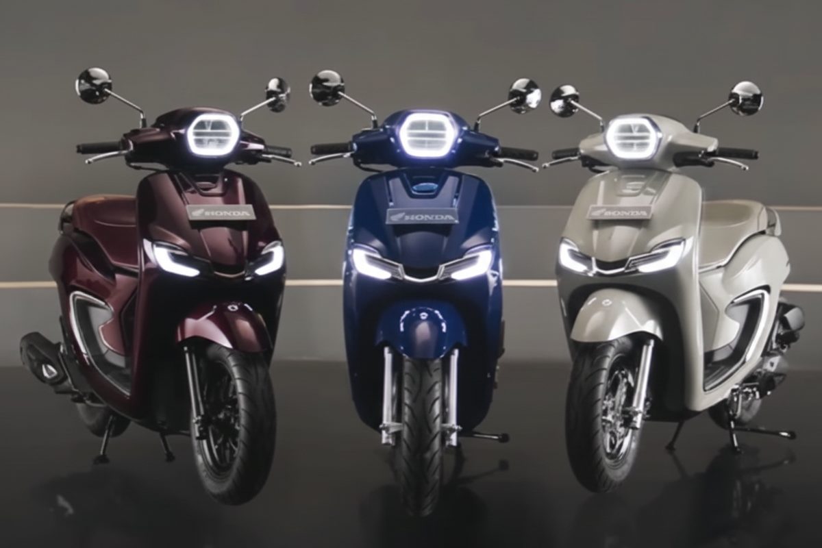 Warna Kelas! Honda Stylo 160 Edisi Burgundy Resmi Hadir di Jateng dengan Harga OTR Menggoda