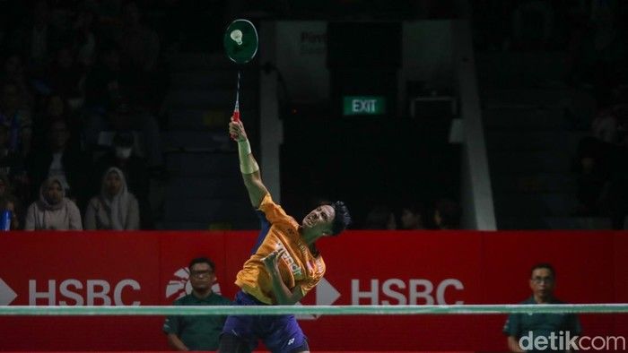Alwi Farhan Melangkah ke Semifinal Singapore Open 2026, Momentum Apik Pebulu Tangkis Muda Indonesia