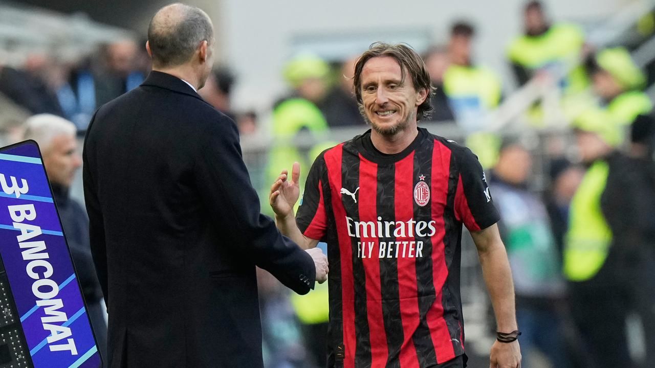 Gempar! AC Milan Pecahkan Rekor Transfer Dunia dengan Boyong Goncalo Ramos Senilai Rp1,5 Triliun