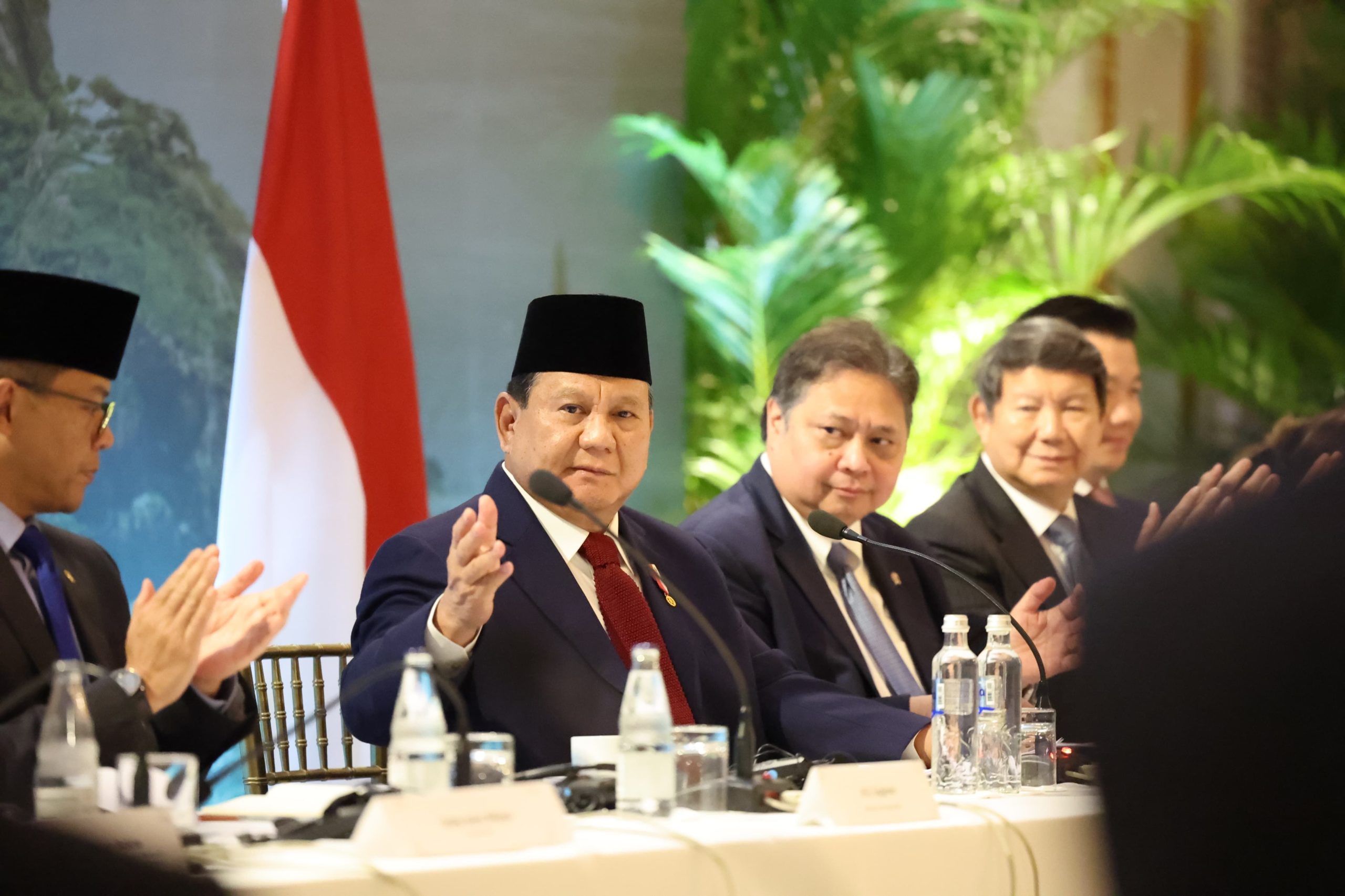 Revolusi Pelat Merah: Presiden Prabowo Pangkas 750 BUMN Demi Efisiensi dan Selamatkan Uang Rakyat