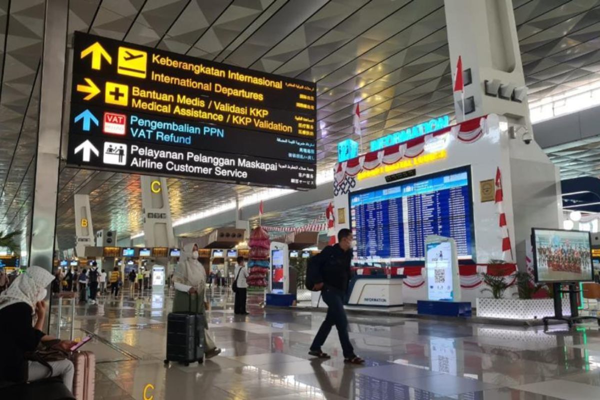 Skandal Dolar AS Rp 6,3 Miliar di Bandara Soekarno-Hatta: Aturan Ketat dan Prosedur Penukaran Rupiah yang Wajib Anda Tahu