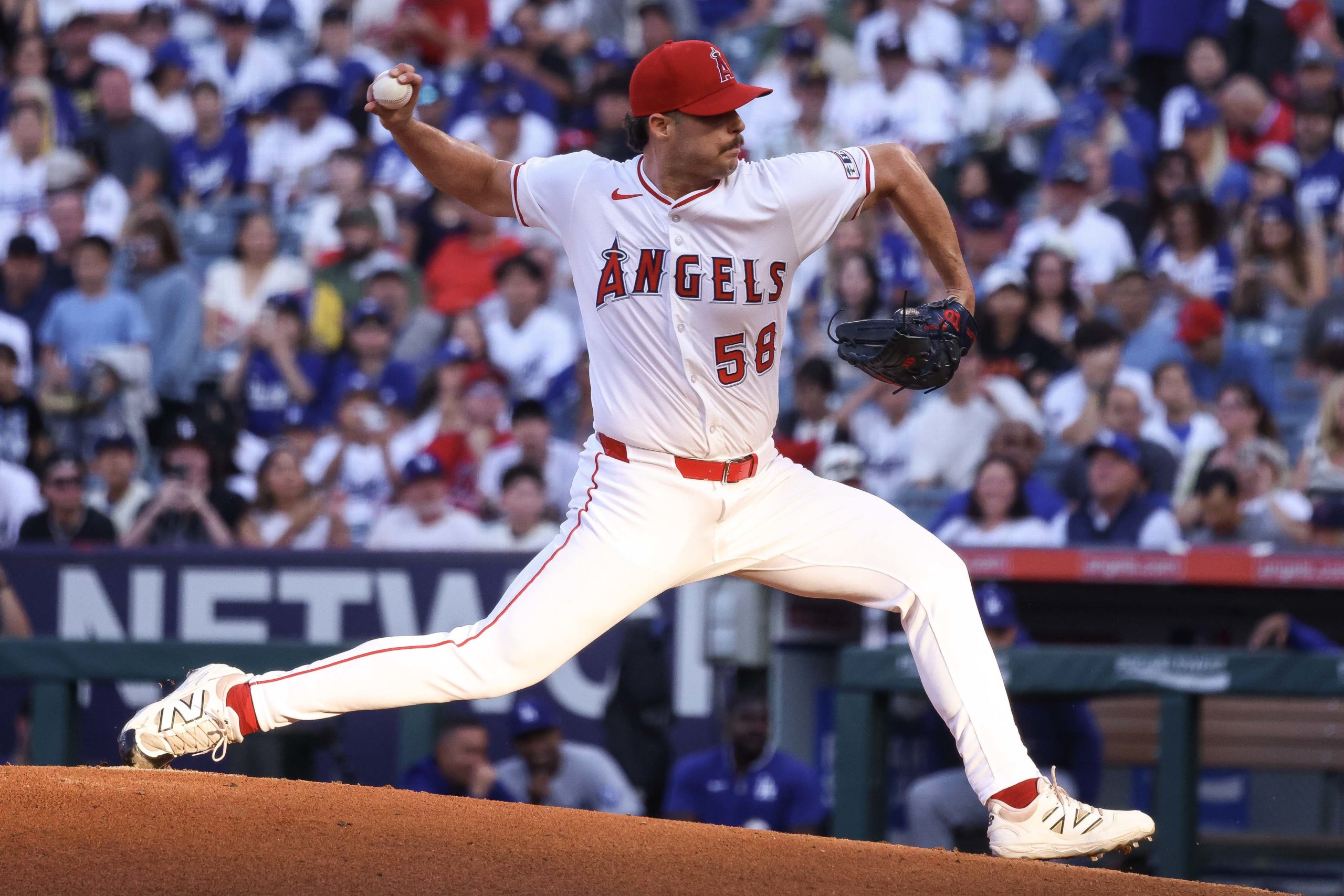 A Rare Moment of Magic: How Víctor Mederos Made MLB History in a Rout