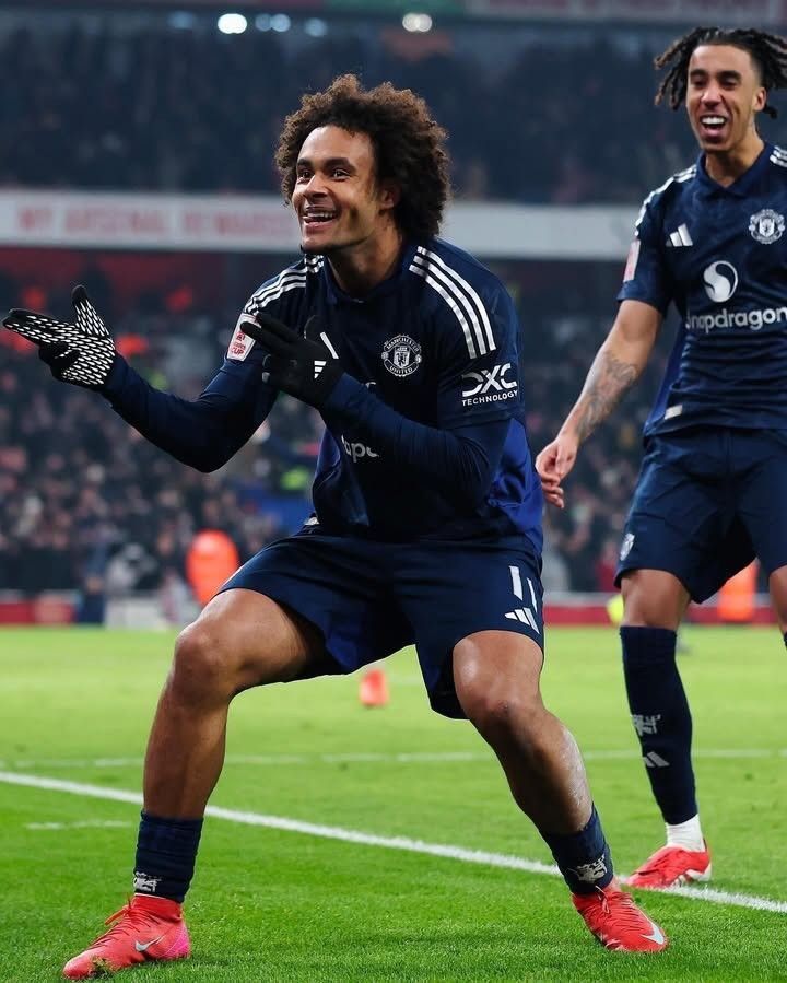 Badai Cedera Manchester United: Joshua Zirkzee Siap Jadi Tulang Punggung Lini Depan