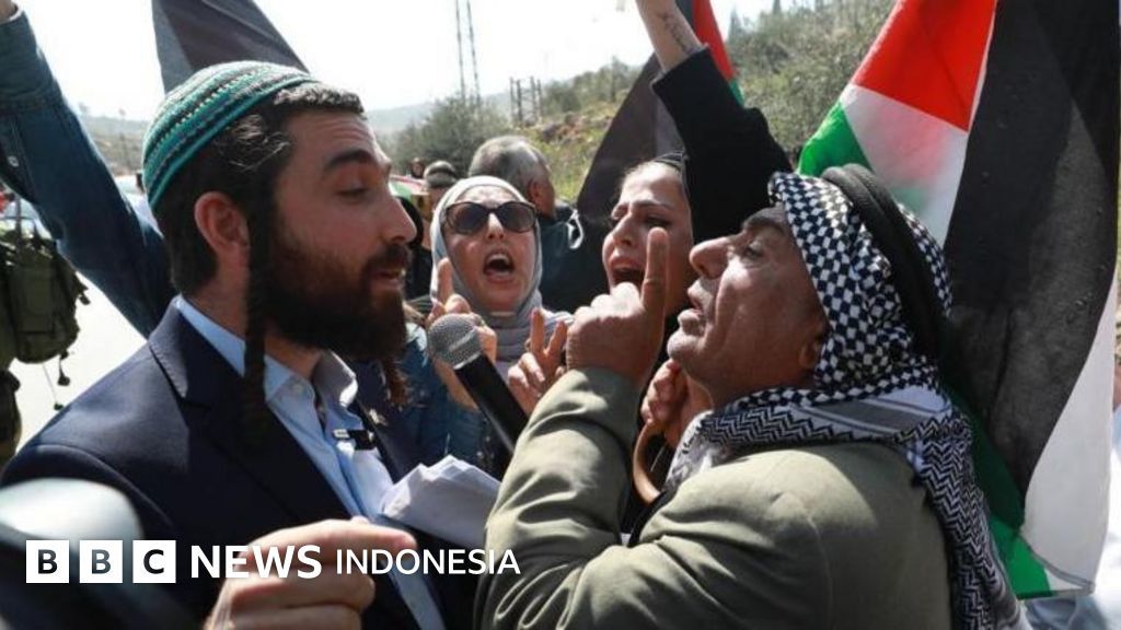 Bukan Ulama, Ini Fakta Sebenarnya di Balik Deportasi WN Palestina Abdul Karim oleh Pemerintah
