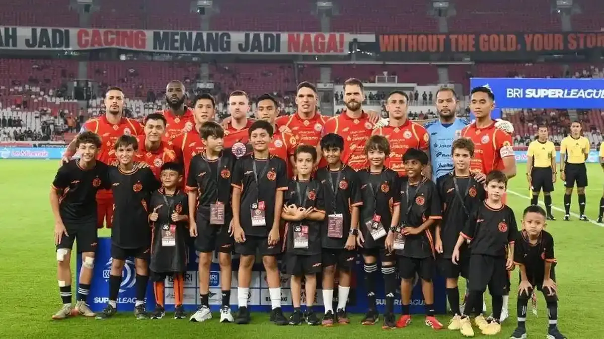Bursa Transfer Memanas: Eksodus Bintang Muda Mengguncang Peta Persaingan Eropa