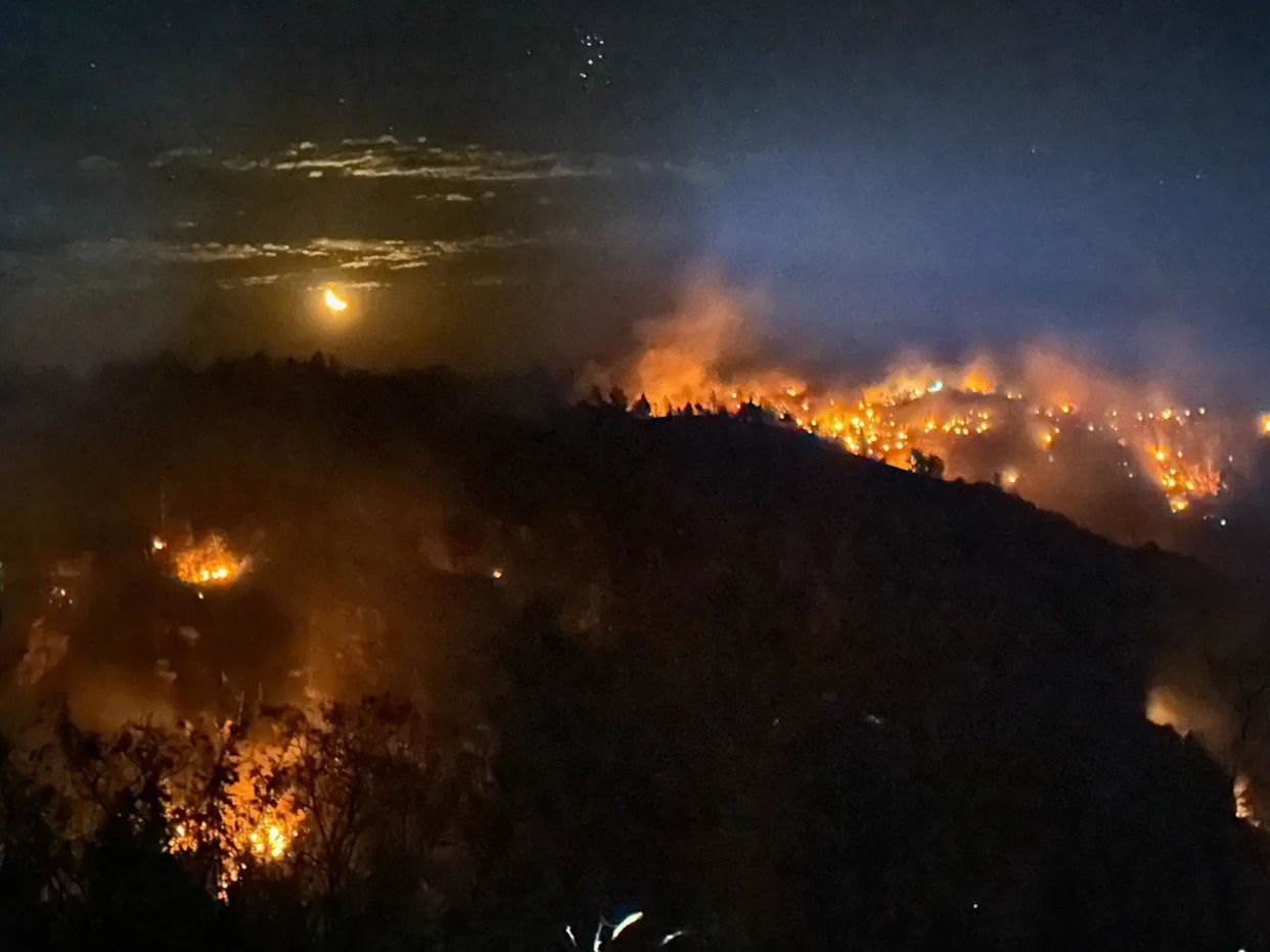 Fast-Moving Flames Force Urgent 'Go Now' Evacuations as Wildfires Threaten Washington Communities