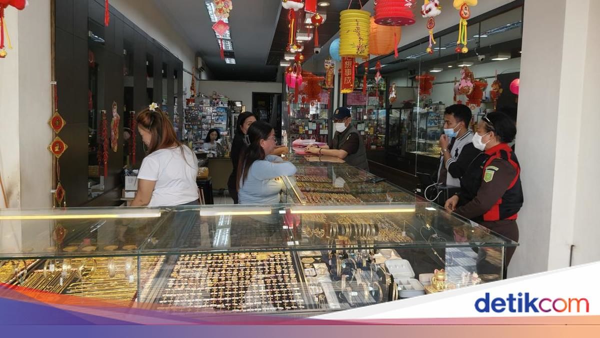 Geledah Rumah Ketua Kadin Manado Terkait Korupsi Tambang Emas PT HWR, Kejati Sulut Sita Uang Rp 18 Miliar dan Emas