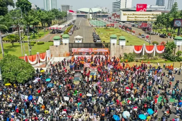 Jakarta di Bulan Juli 2026: Dari Ketegangan Sidang Perdana Dokter Tifa hingga Tren Gaya Hidup Global