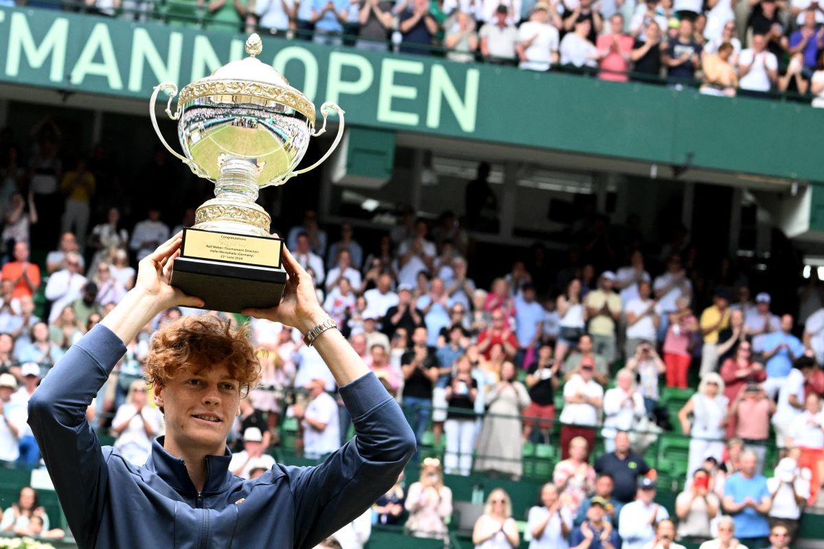 Jannik Sinner Raih Prestasi Sebagai Petenis Pertama Yang Terkualifikasi Untuk ATP Finals