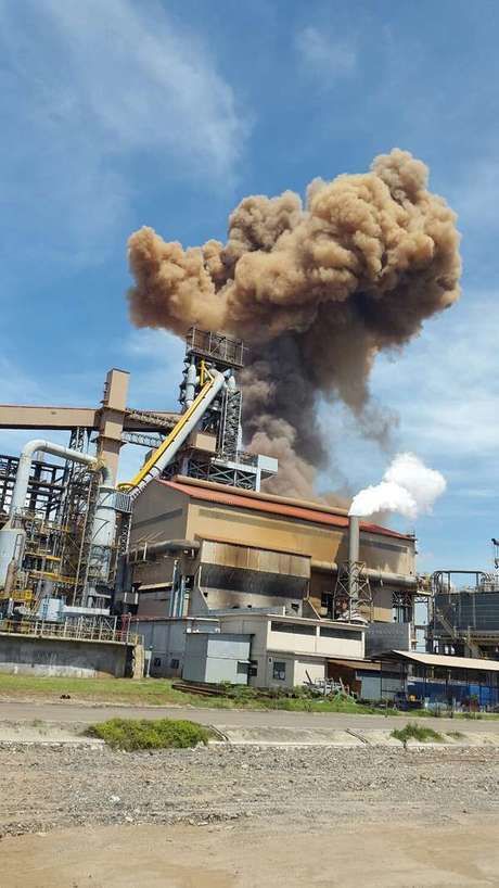 Kebakaran di Pabrik Krakatau Steel: Pasokan Baja CRC Terancam, Perusahaan Siapkan Langkah Darurat!