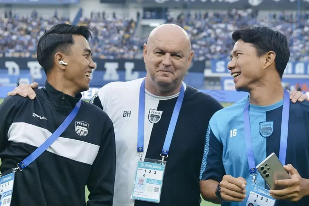 Langkah Strategis Maung Bandung: Persib Rekrut Eks Asisten Bojan Hodak untuk Perkuat Sektor Pemandu Bakat