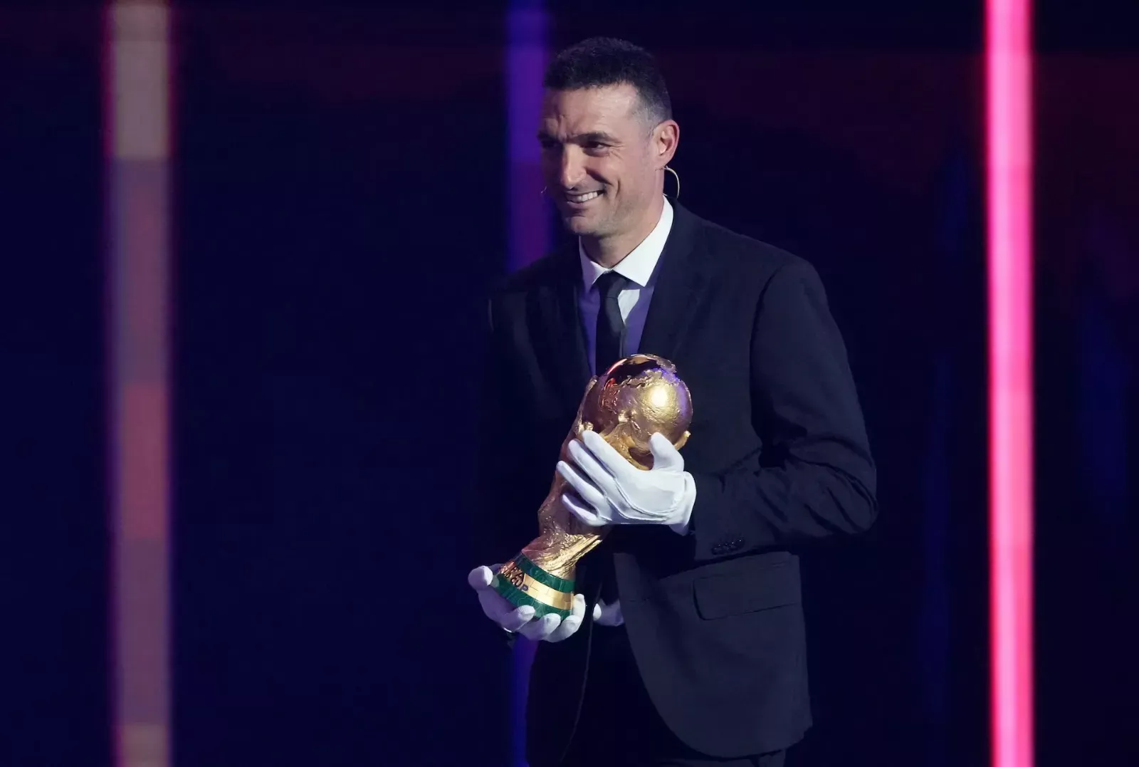 Lionel Scaloni Redam Panasnya Rivalitas Argentina vs Inggris di Semifinal Piala Dunia 2026