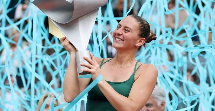 Marta Kostyuk Ukir Sejarah: Melangkah ke Semifinal Wimbledon dengan Penampilan Memukau