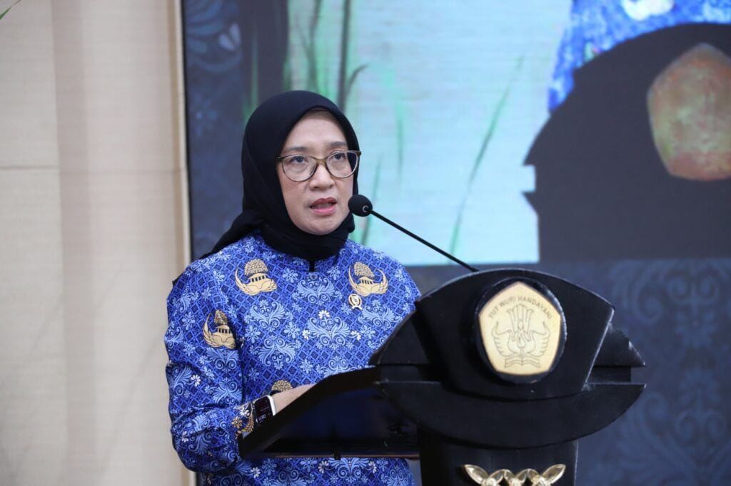 MenPAN-RB Rini Widyantini Ungkap Kunci Sukses ASN: Melayani Tulus Meski Penuh Lelah, CPNS 2026 Siap Dibuka!