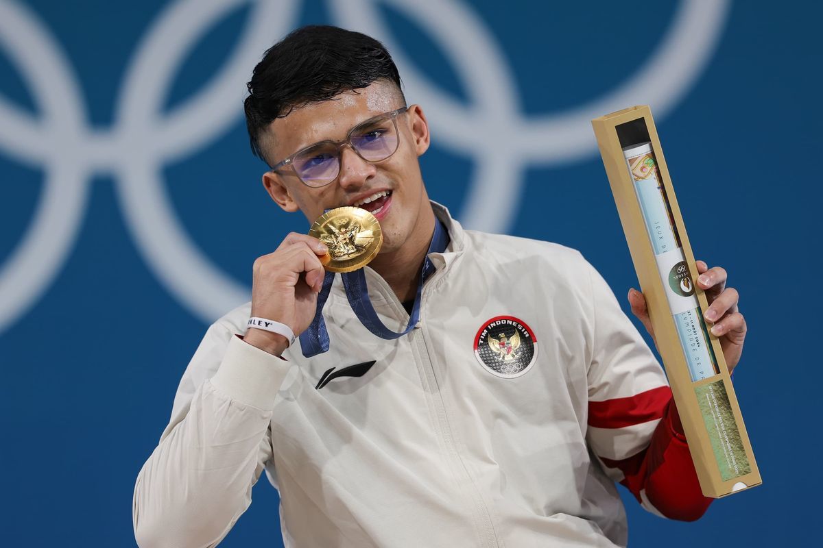 Momen Penuh Congrats: Dari Panggung Juara Dunia hingga Purna Tugas Atlet dan Akademisi