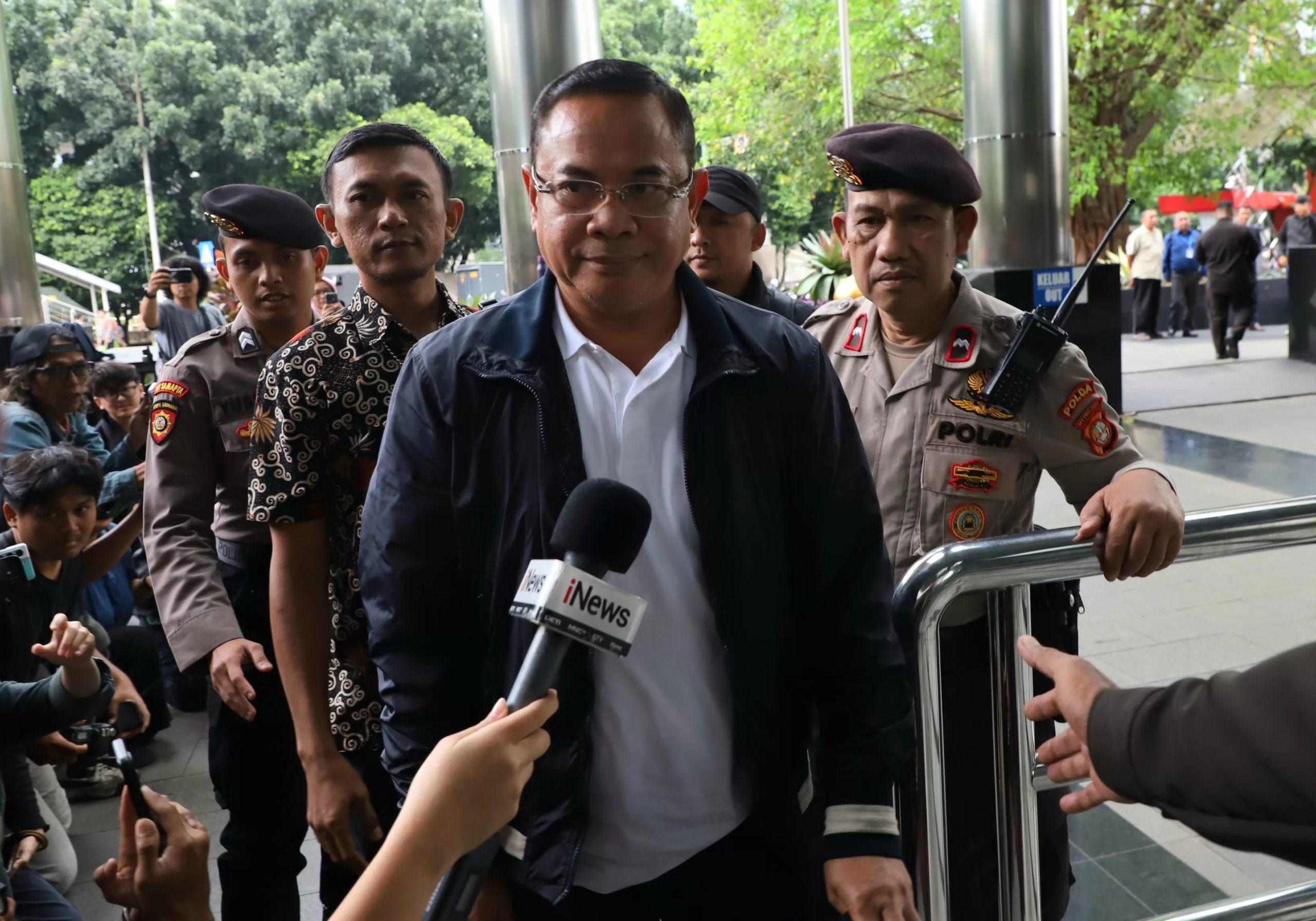 OTT Bupati Sukoharjo Etik Suryani Ungkap Jaringan Pemerasan, KPK Sita Harta Bernilai Miliaran Rupiah!