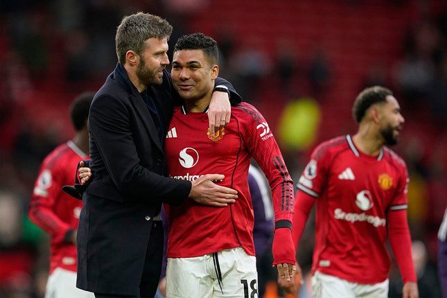 Revolusi Lini Tengah Manchester United: Michael Carrick Siapkan Amunisi Baru dan Permata Akademi