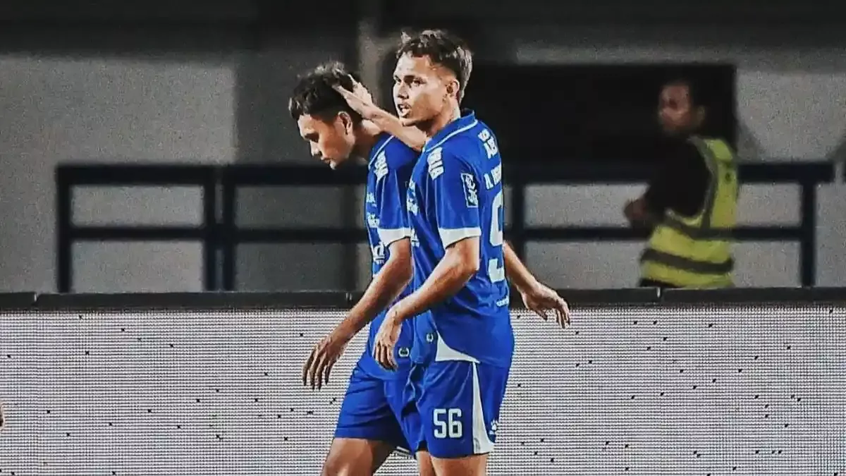 Rezaldi Hehanusa Pilih Gabung Semen Padang Setelah Dilepas Persib Bandung
