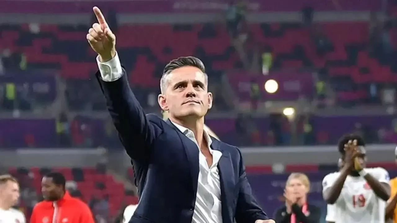 Strategi John Herdman Jelang Piala AFF 2026: Skuad Lokal Menguat, Sinyal Naturalisasi Pascal Struijk Menguat!