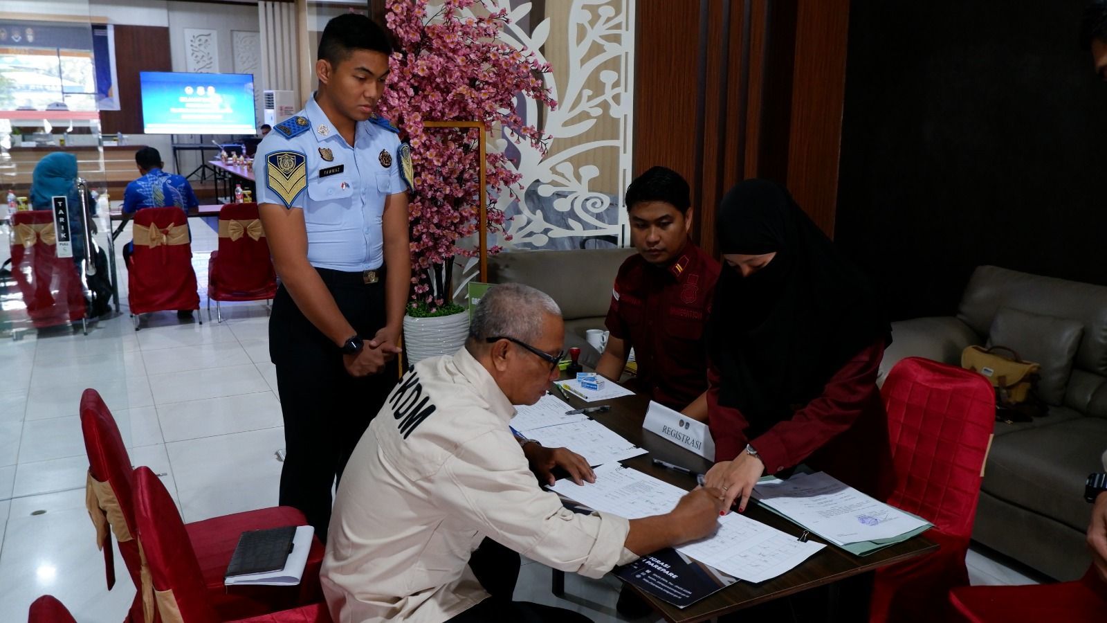 Tantangan Keamanan dan Imigrasi: Tekanan Berat di Pundak Shabana Mahmood