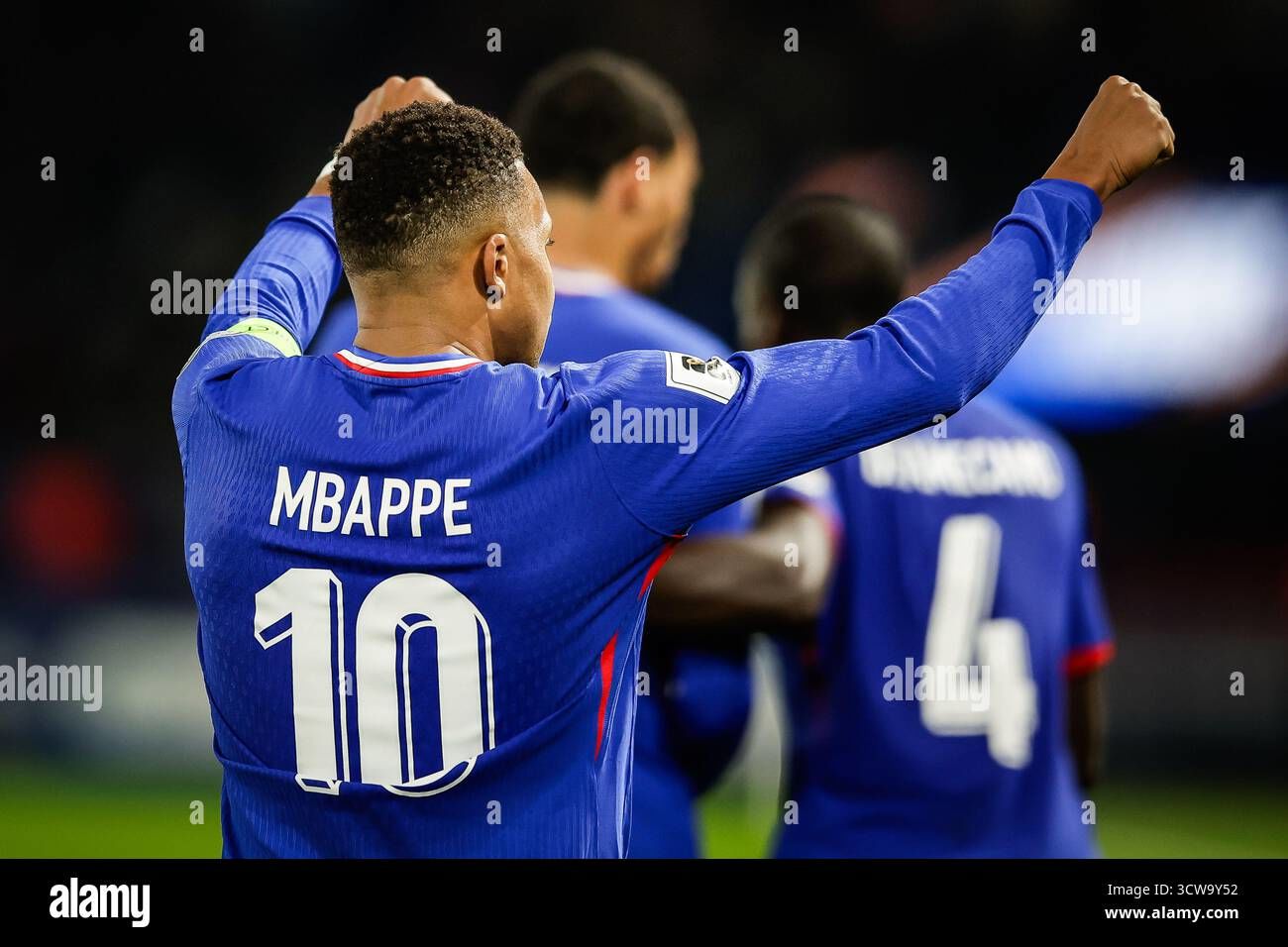 The End of an Era? Kylian Mbappe's World Cup Legacy and the Shifting Guard of Football