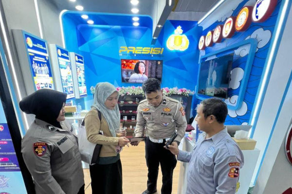 Transformasi Digital Polisi Lalu Lintas: Dari Tilang Elektronik hingga SIM Digital