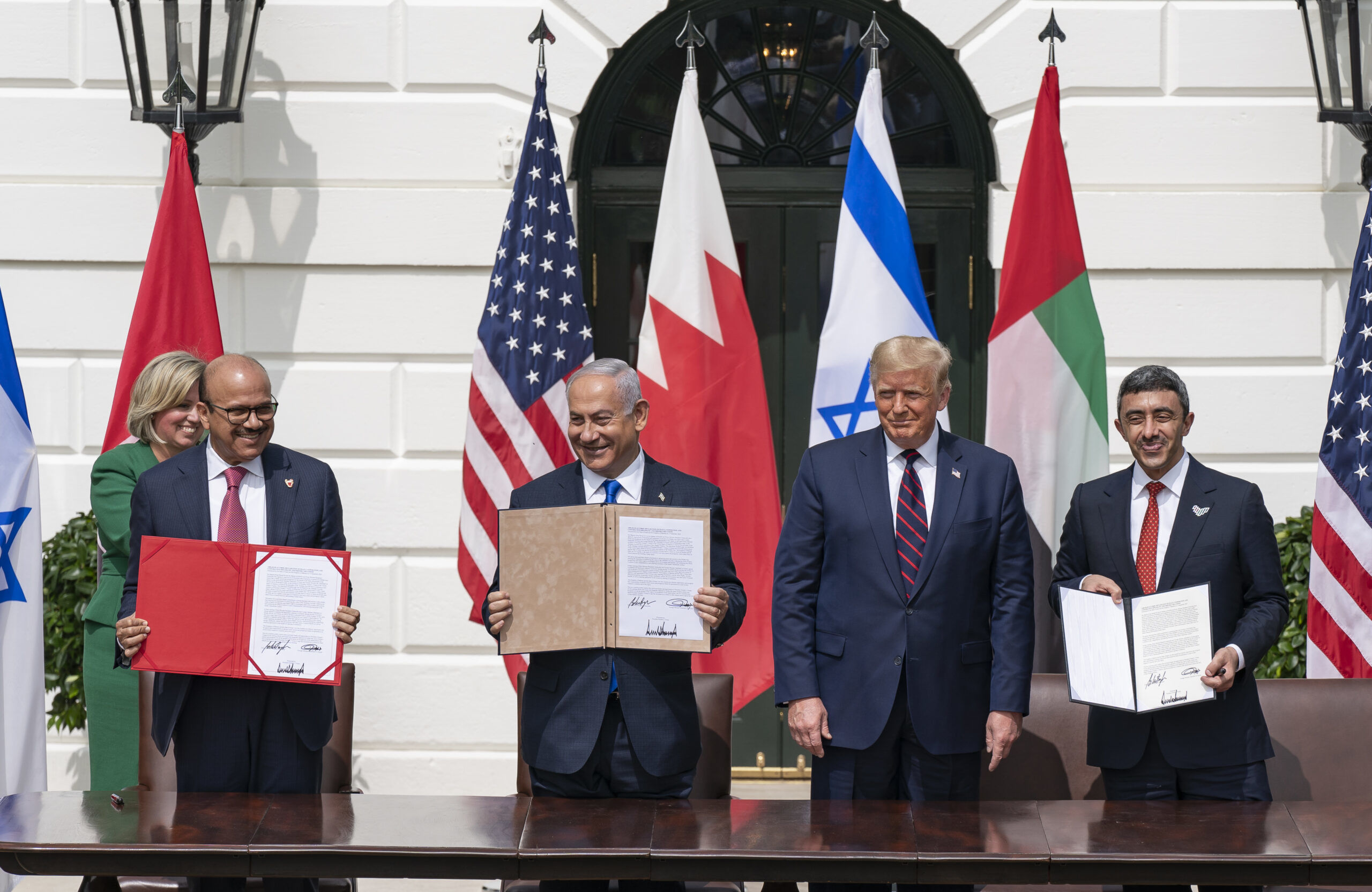 Trump's Sudden Nuclear Ultimatum Shocks Washington: Will Saudi Arabia Join the Abraham Accords?