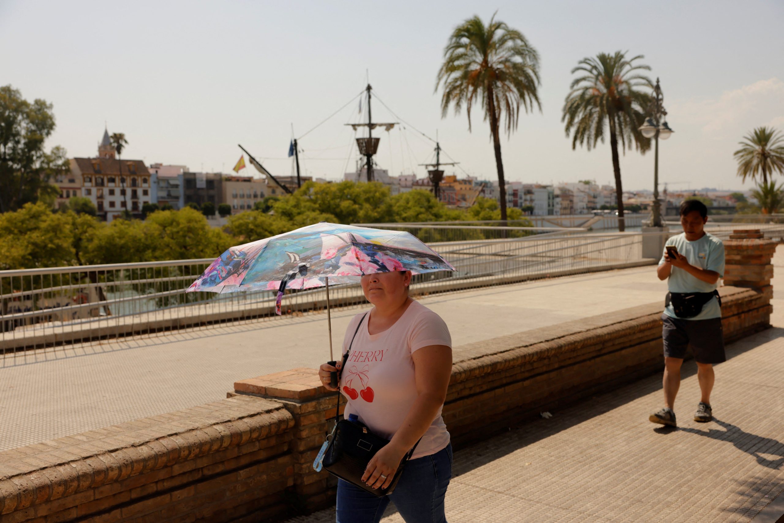 Unprecedented Heatwaves Ignite Spain as Gaming Giants Celebrate Massive Sales and Major Shakes