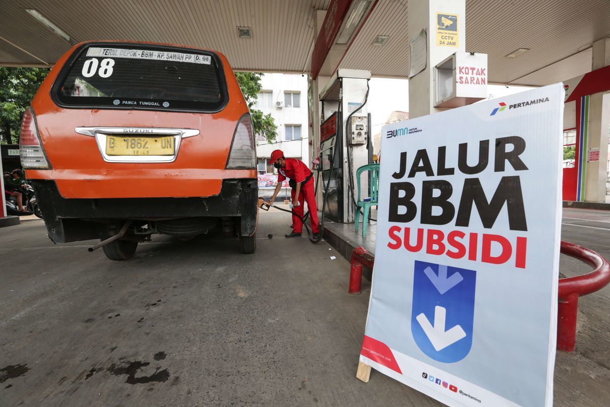 Waspada! Kendaraan Nunggak Pajak Kini Dilarang Beli BBM Subsidi: Simak Aturan Terbaru