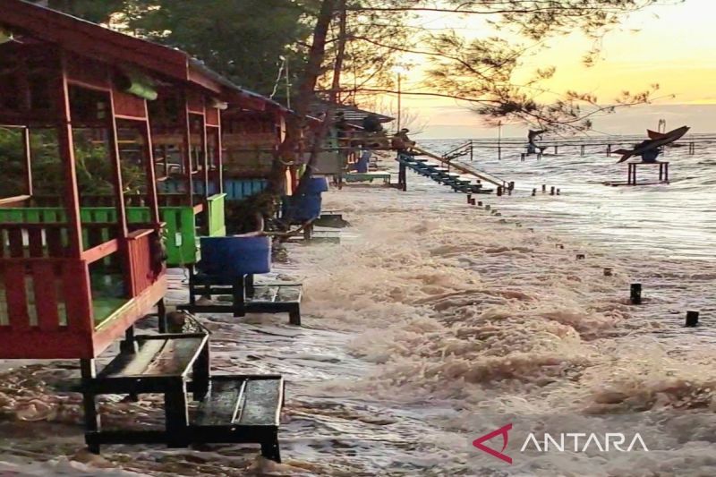 Waspada! Tropical Depression Two Mengancam Pesisir Teluk, Ancaman Banjir Mengintai Florida