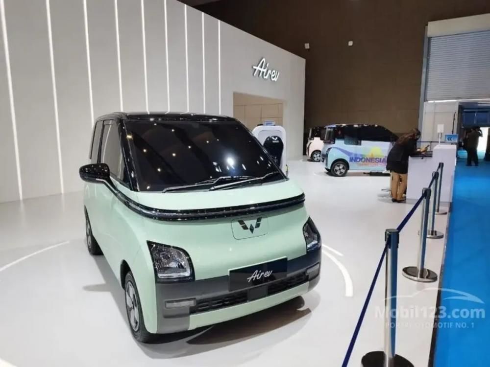 Wuling Aira EV Resmi Diperkenalkan: Mobil Listrik Mungil dengan Harga di Bawah Rp200 Juta