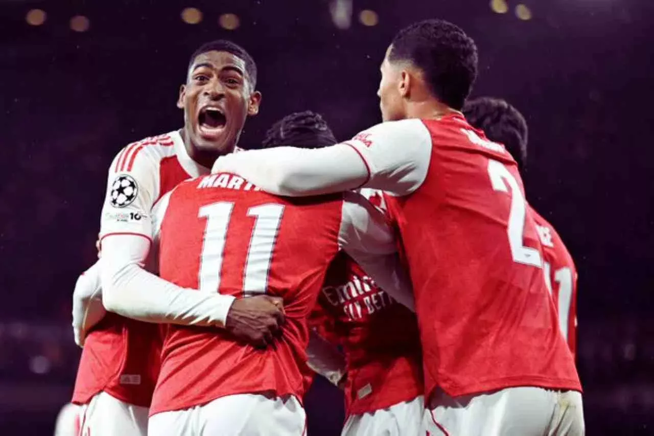 Arsenal Terkapar di Emirates Cup: Kekalahan dari Dortmund dan Krisis Lini Belakang Jelang Community Shield