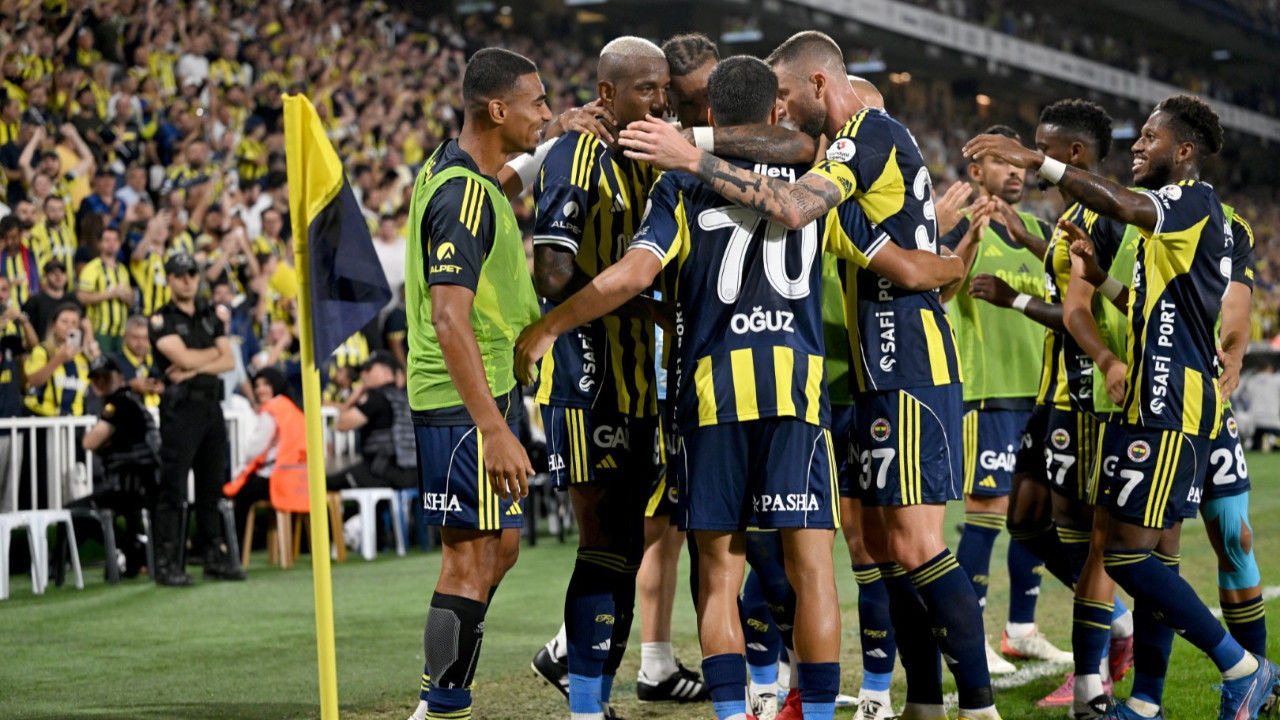 Awal Musim Sengit: Gençlerbirliği vs Fenerbahçe Pamerkan Duel Penuh Drama di Süper Lig