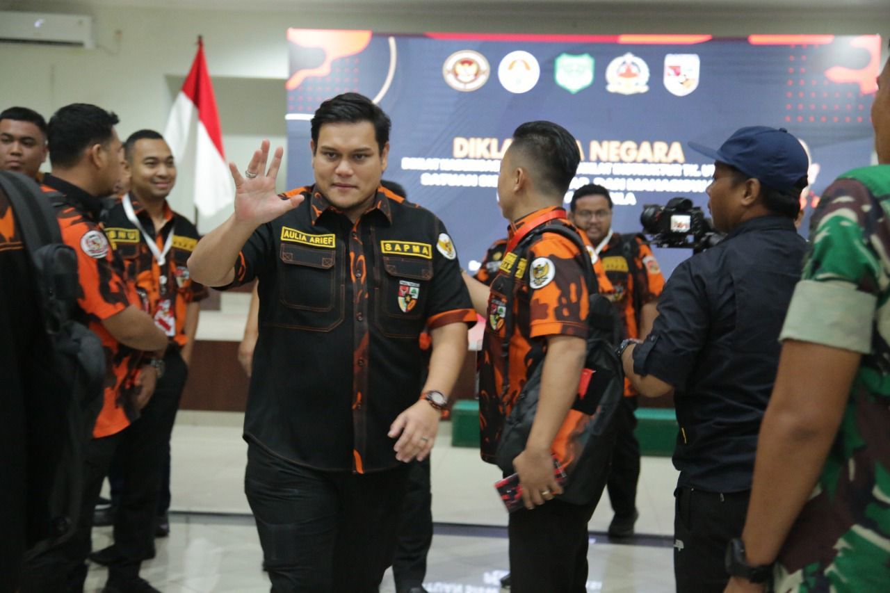 Bentengi NKRI dari Provokasi: Massa Komando Rakyat Jaga Persatuan Geruduk DPR, Ini Poin Pentingnya!