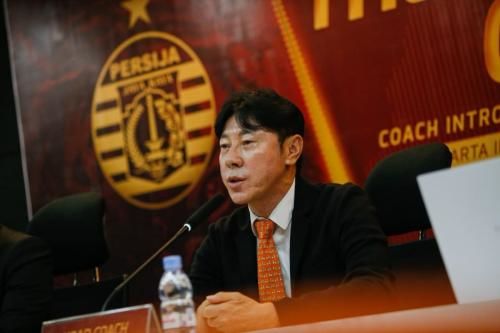 Bongkar Rahasia Sukses! Shin Tae Yong Temukan Masalah Persija Jakarta, Menu Berat Menanti di Thailand