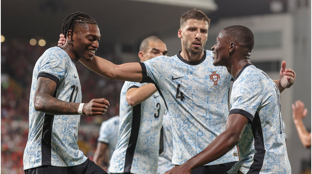 Bursa Transfer Memanas: Jorge Mendes Inisiasi Barter Sensasional Rafael Leão dan Ruben Dias