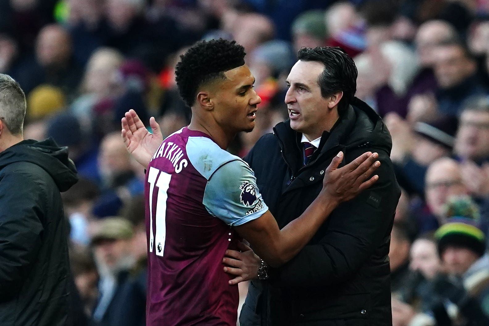 Debat Panas Aston Villa: Tim Sherwood Kritik Unai Emery Terkait Sikap terhadap Ollie Watkins