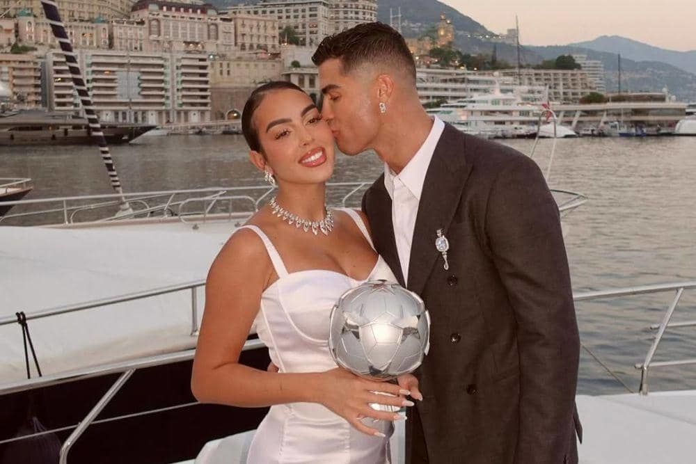Dekade Penuh Cinta: Christiano Ronaldo Resmi Menikah dengan Georgina Rodriguez dalam Upacara Intim di Portugal
