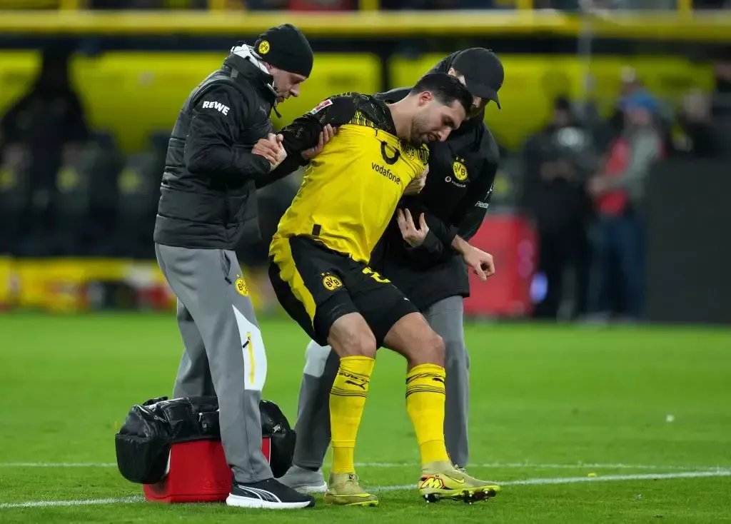 Dortmund Konfirmasi Cedera ACL Giannis Konstantelias: Absen Beberapa Bulan, Dampak Besar bagi Tim