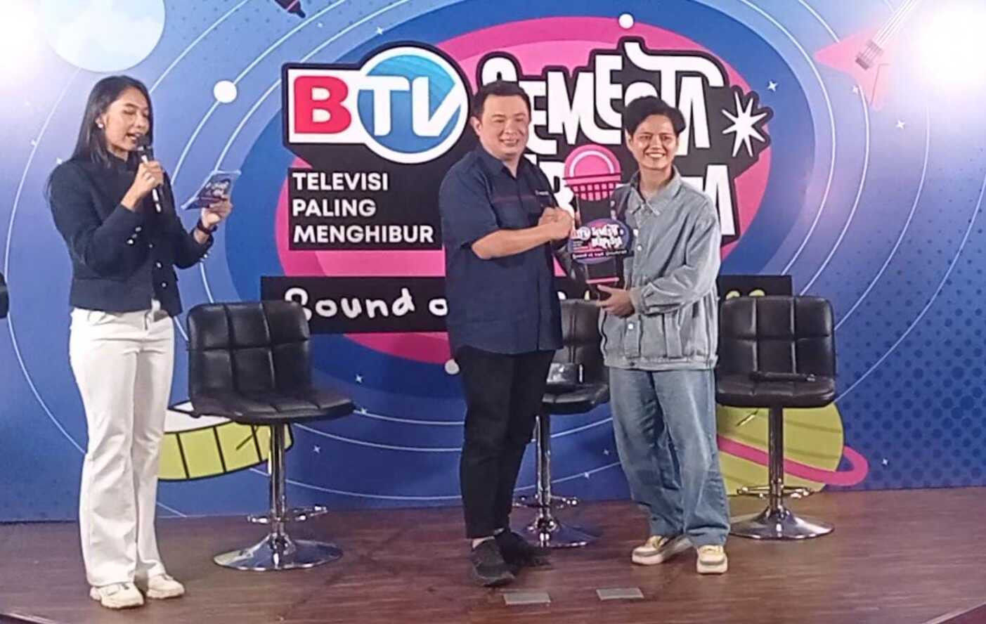 Dua Sisi BTV: Dari Ancaman Wabah Ternak di Inggris hingga Kemeriahan Festival Musik di Jakarta
