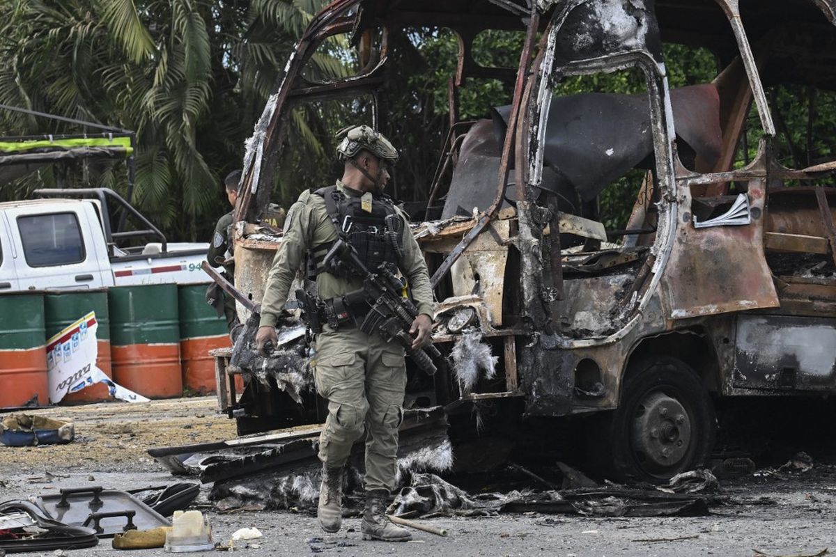 Hari Pertama yang Berdarah: Serangan Bom Guncang Pelantikan Presiden Baru Kolombia