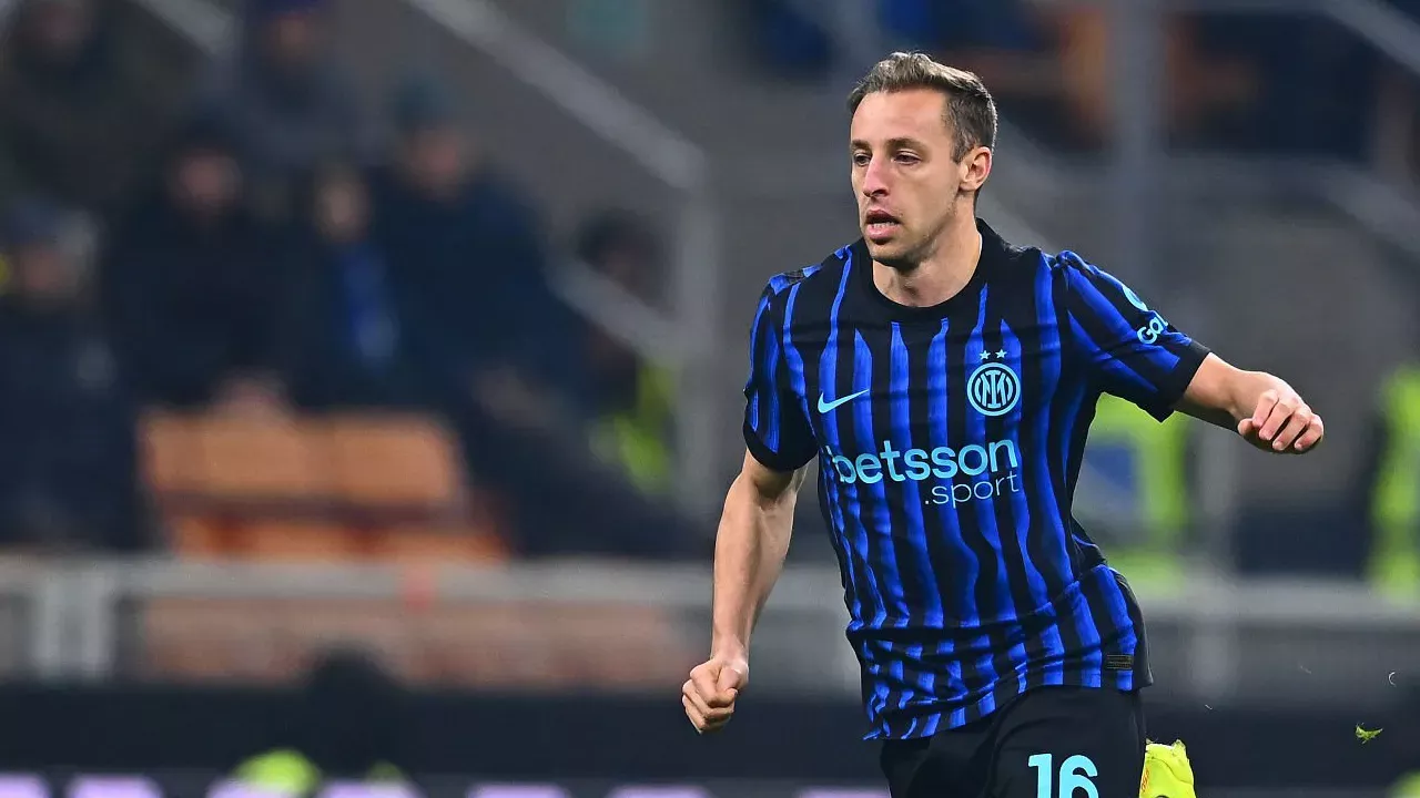 Kejutan Bursa Transfer Serie A: Lazio Resmi Caplok Davide Frattesi dari Inter Milan